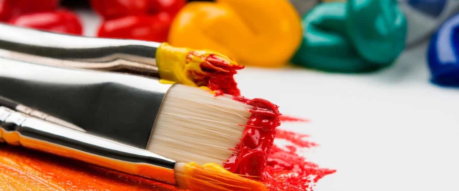 Discover the City with the Most Art Galleries per Capita